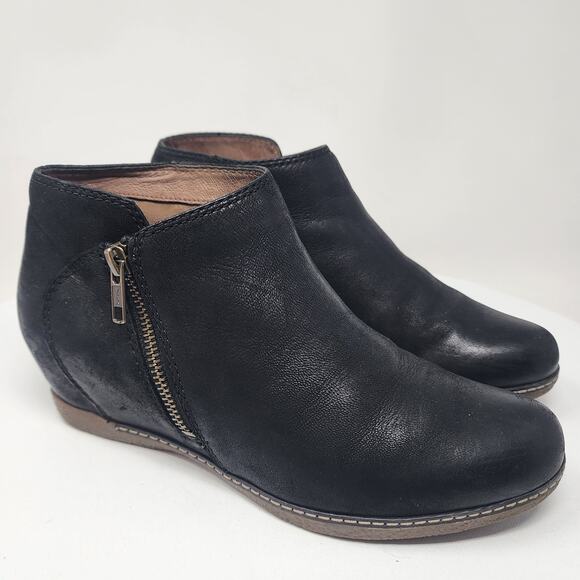 Dansko Leyla Hidden Wedge Bootie Women EU37/US6.5-7 Black Nubuck Leather - Picture 1 of 13
